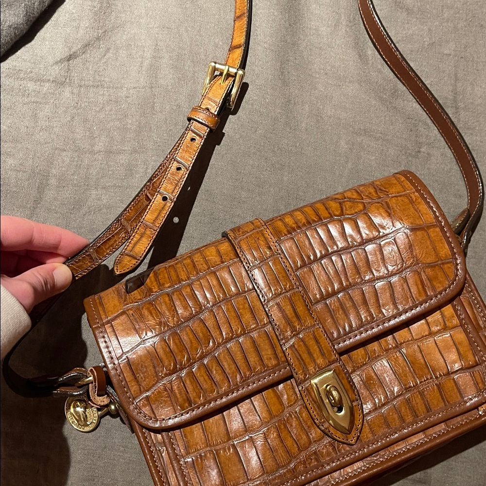 Vintage Dooney and Bourke Brown Crocodile Embossed Leather Bag - Picture 6 of 6